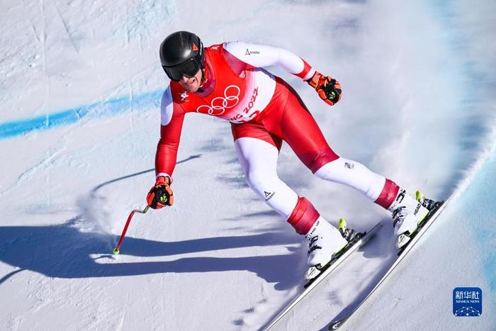 半岛体育官网安全-奥地利选手在滑雪比赛中取得突破性进展
