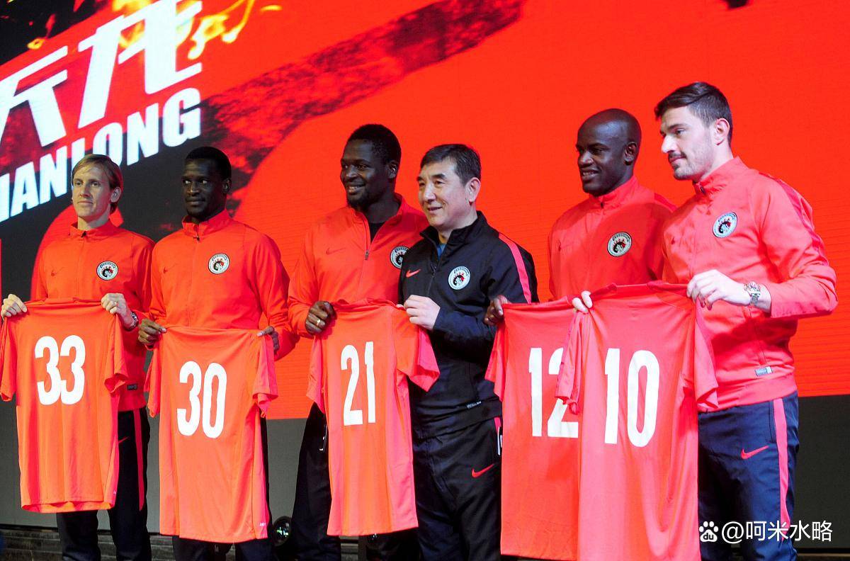 半岛体育官方入口-包含阿尔艾因晋级，球队士气高涨的词条