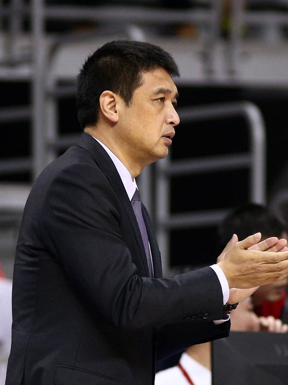 半岛体育综合官网-关于教练因私人事务缺席关键比赛球队困境临头的信息