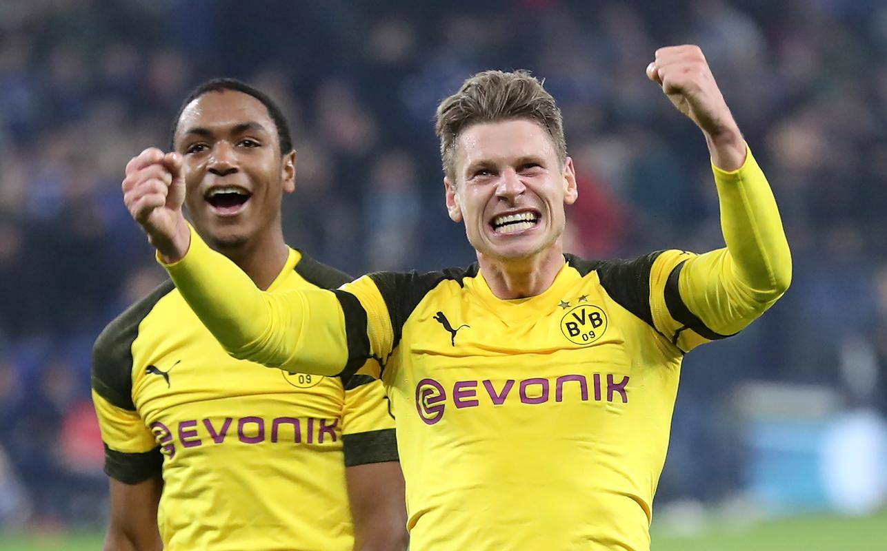 半岛体育下载入口官网-关于沃尔夫斯堡后卫连续进球，成为焦点人物的信息